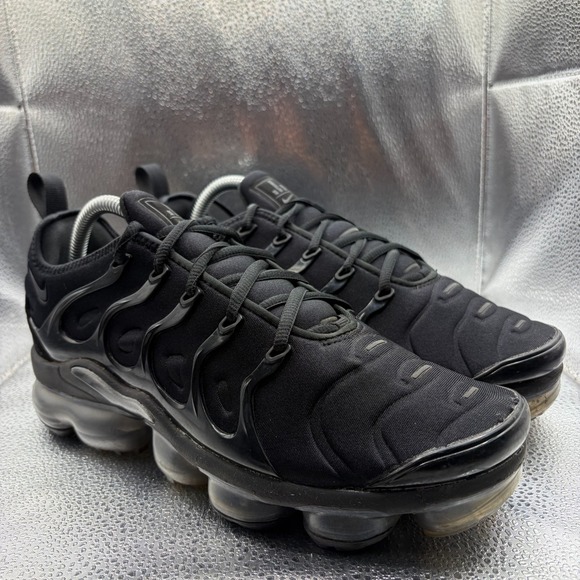 Nike Shoes - Size 10 Nike Air VaporMax Plus SE Black Womens‎ Lace Up Running Shoes DH1063-001